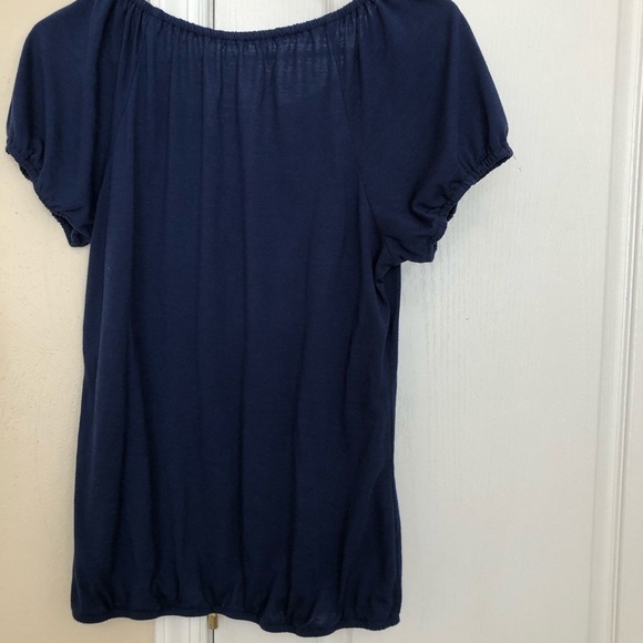 Canyon River Blues V-Neck with Embroidery - Picture 3 of 6